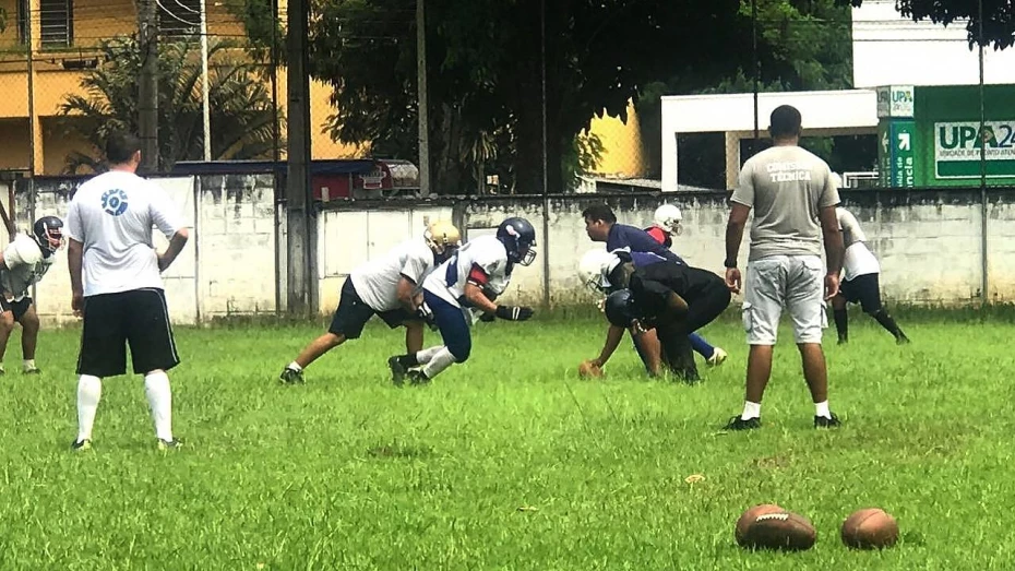 Taubaté Big Donkeys realiza exposição sobre futebol americano Taubaté Big Donkeys realiza exposição sobre futebol americano