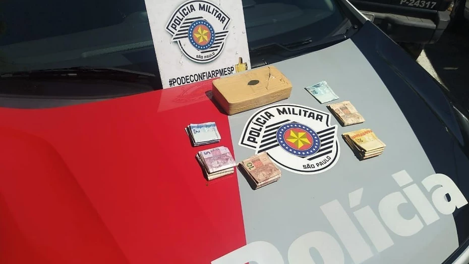 Polícia apreende crack e mais de R$2 mil no Terra Nova em Taubaté Polícia apreende crack e mais de R$2 mil no Terra Nova em Taubaté