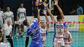 Vôlei Taubaté vence 5ª seguida e cola nos líderes da Superliga