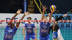 Vôlei Taubaté e Minas-MG voltam a se enfrentar nesta quinta-feira