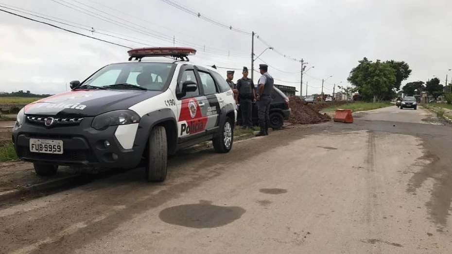 Homem é encontrado morto em carro na Av. Perimetral das Tagetes