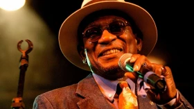 J.J. Jackson e Bira se apresentam em Taubaté