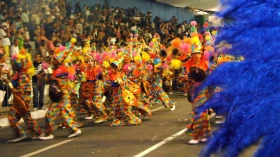 Três escolas desfalcam desfile na Avenida do Povo