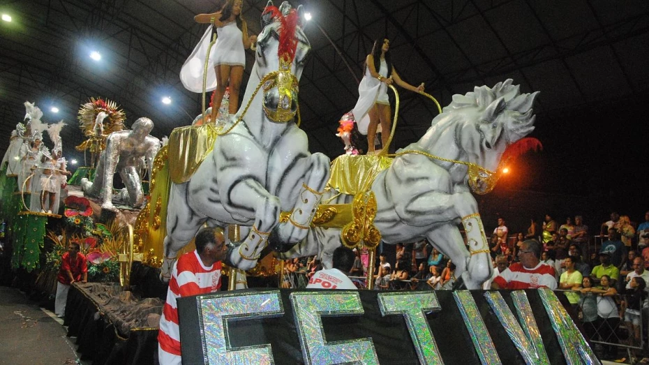 Estiva é bicampeã do Carnaval