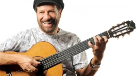 João Bosco faz show em Taubaté