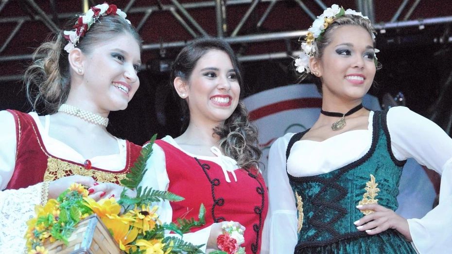 Escolha da Rainha abre a 24 ª Festa da Colônia Italiana de Quiririm