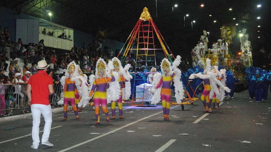 Reunião discute futuro do carnaval taubateano