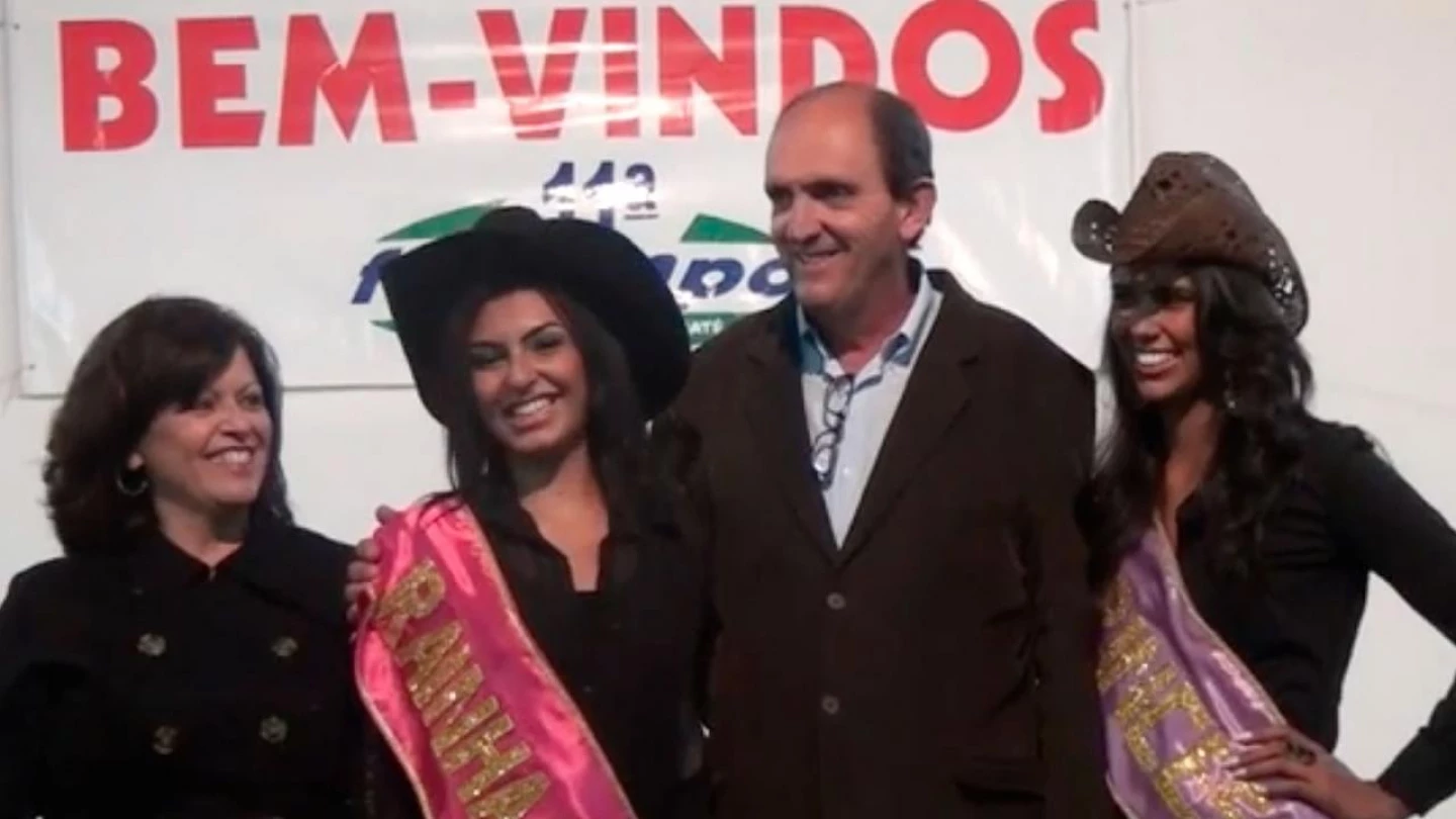 Feicampo elege Rainha e Princesa da festa