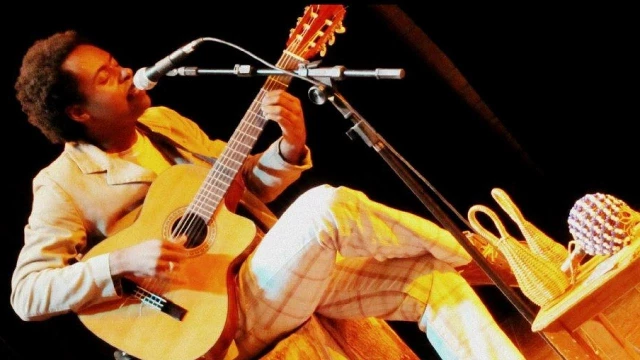 Bruno Brasil estreia Sons da tarde de agosto