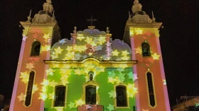 Matriz São Francisco da Chagas recebe Natal Iluminado 2013
