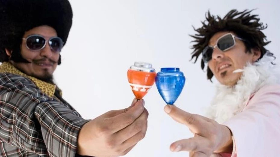 Argentinos apresentam espetáculo circense no Sesc