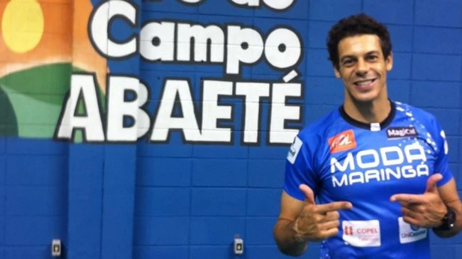 Sesc recebe visita do jogador Lorena
