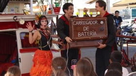 Cia Rodamoinho apresenta “Um Fusca em Com(s)certo”