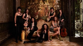 Samba de Rainha faz show na cidade