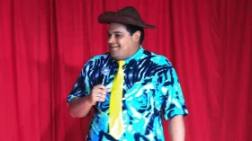 Varanda Espetinhos tem show de humor com Matheus Ceará