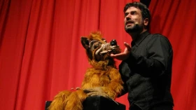Lobo Mau é tema de Teatro de Bonecos