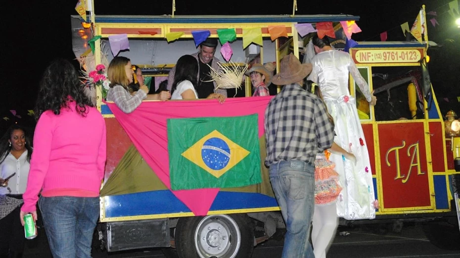 Festa junina traz Copa do Mundo como tema