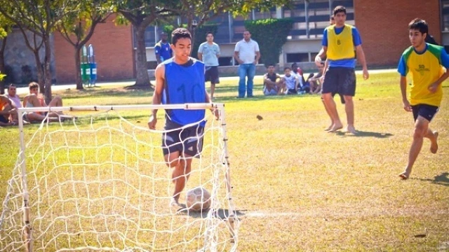 Sesc promove futebol de dupla neste sábado