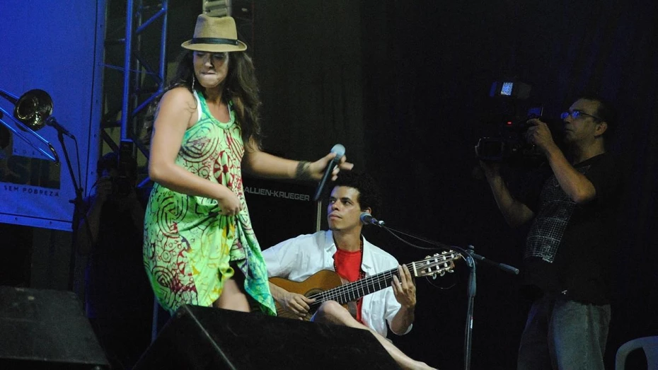 Mistura e Manda apresenta show “Receita de Choro” Mistura e Manda apresenta show “Receita de Choro”