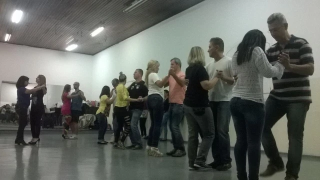 Prefeitura de Taubaté oferece aulas de dança 