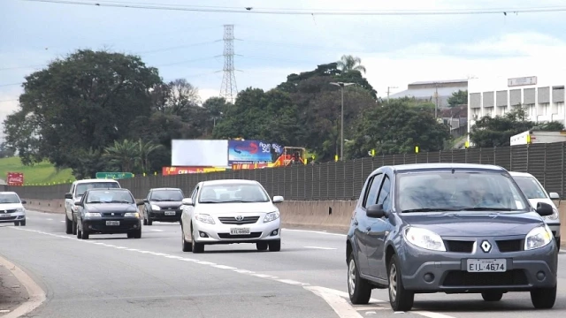 Feriado movimenta estradas da região