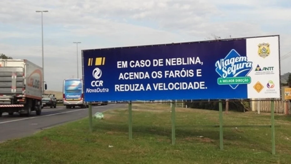 Concessionária alerta para época de neblina Concessionária alerta para época de neblina