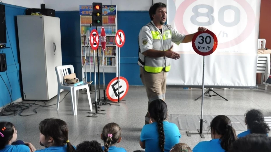Semana do Trânsito tem blitz educativa Semana do Trânsito tem blitz educativa