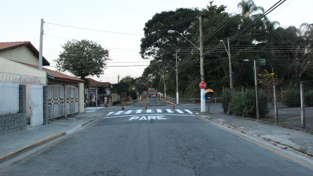 Rua Príncipe Escamado tem sentido novamente alterado
