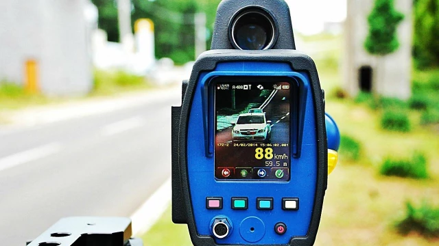 Confira as vias que recebem radares móveis nesta semana