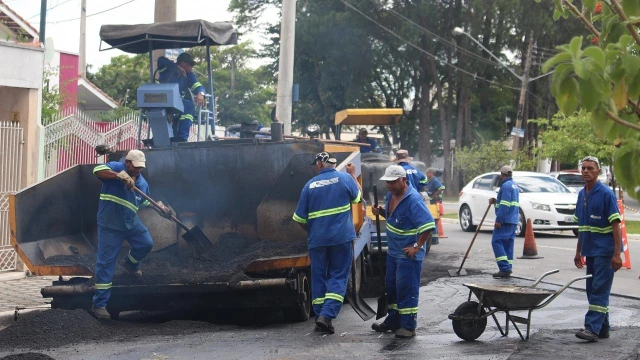 Prefeitura suspende pavimentação no Centro
