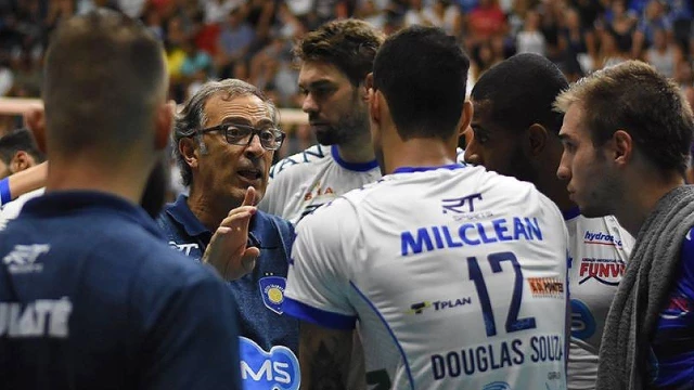 Castellani é demitido do Taubaté e Ricardo Navajas assume