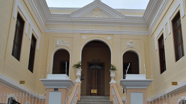 Curso de Pedagogia da Unitau volta ao departamento de Letras