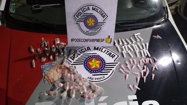 Homem é flagrado com drogas no bairro Chácara Silvestre