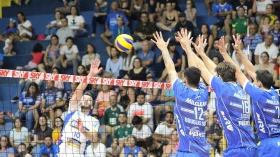 Vôlei Taubaté sai na frente no primeiro jogo da série contra Campinas