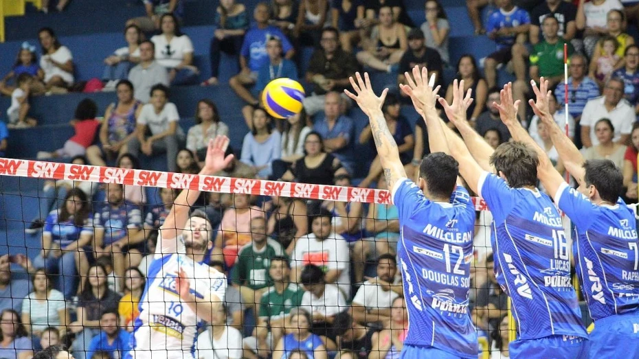 Vôlei Taubaté sai na frente no primeiro jogo da série contra Campinas