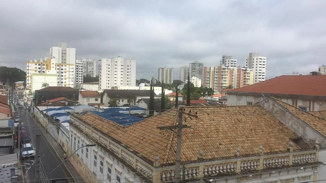 Terça-feira será de céu parcialmente nublado e calor em Taubaté