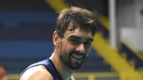 Lucão celebra segunda final consecutiva de Superliga