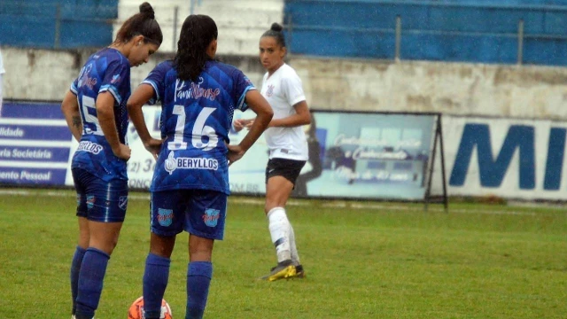 Taubaté foca em adversários cariocas no Brasileiro de futebol feminino