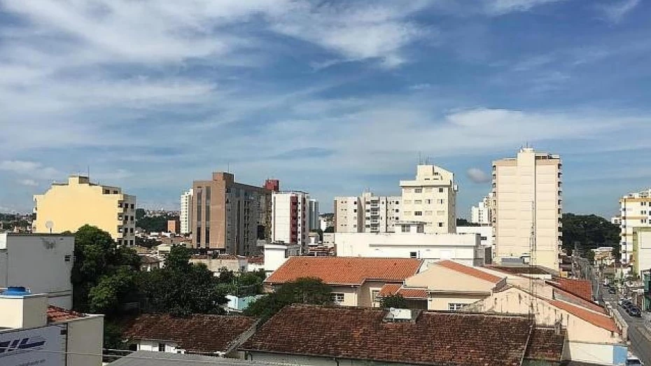 Terça-feira deve ser de calor em Taubaté Terça-feira deve ser de calor em Taubaté