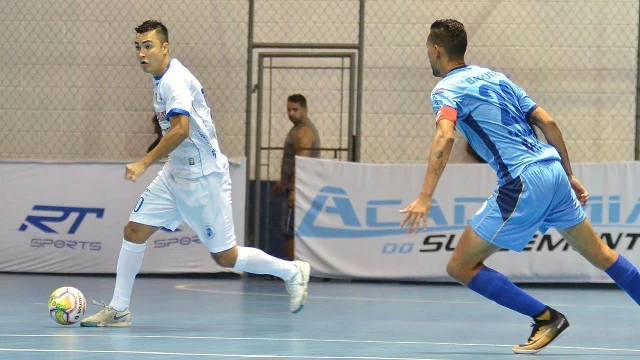Taubaté vira sobre Barueri no fim e garante nova vitória na Copa Paulista