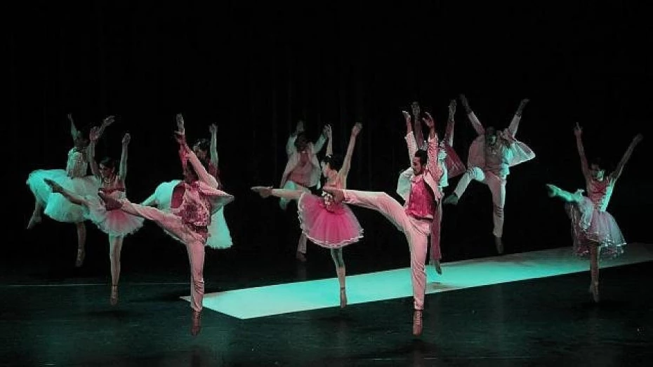 6° Festival Internacional de Dança tem inicio nesta terça-feira em Taubaté 6° Festival Internacional de Dança tem inicio nesta terça-feira em Taubaté