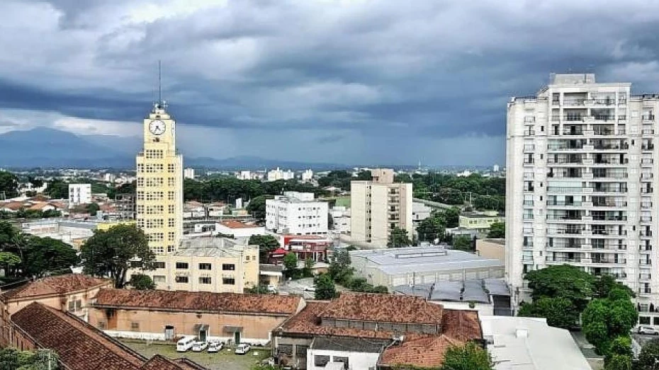 Segunda-feira deve ter pancadas de chuva durante a tarde em Taubaté
