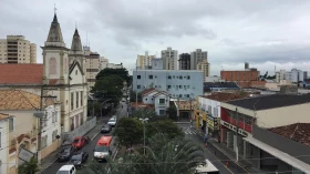 Fim de semana começa com chuva em Taubaté e região