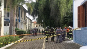 Bomba explode em banheiro da Prefeitura de Taubaté e deixa dois feridos