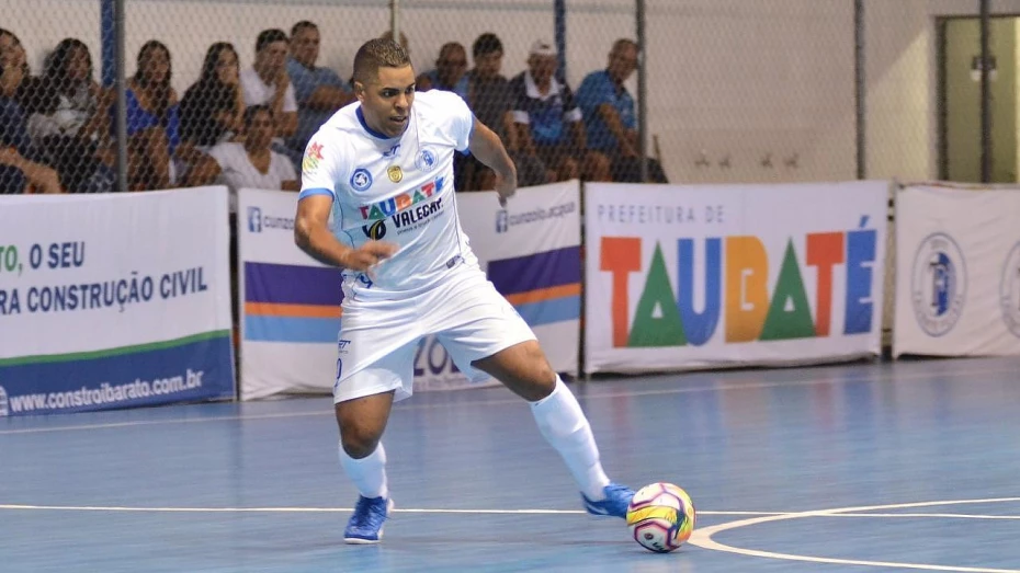 Taubaté e Yoka Guará buscam vaga na semifinal da Copa Paulista