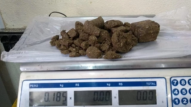 Mulher é flagrada com maconha em dia de visita no CDP de Taubaté