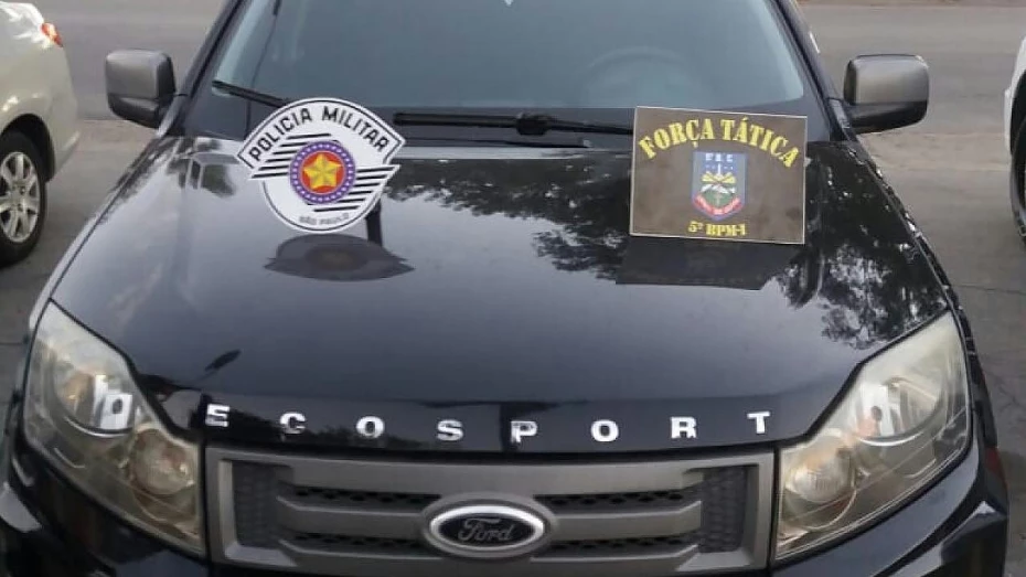 Homem é preso em flagrante com carro roubado no Cecap Homem é preso em flagrante com carro roubado no Cecap