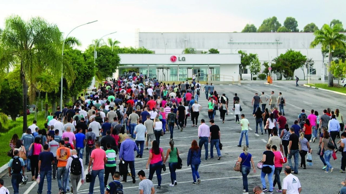 LG fecha setor com 70 funcionários na fábrica de Taubaté