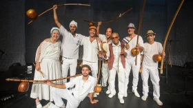 Sesc Taubaté recebe apresentação de Orquestra de Berimbaus no feriado
