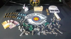 PM prende acusado de tráfico de drogas no bairro Gurilândia